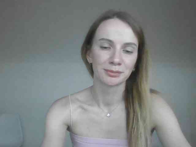AinyrVixxen Live Webcam on BongaCams
