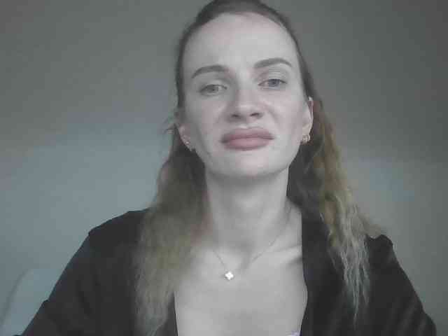 AinyrVixxen webcam