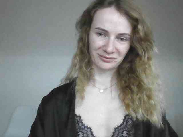 AinyrVixxen webcam
