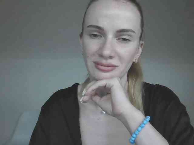AinyrVixxen webcam