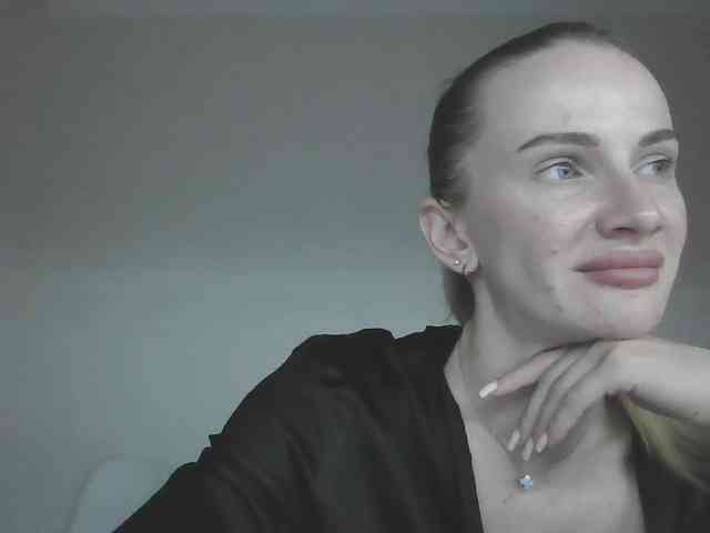 AinyrVixxen webcam