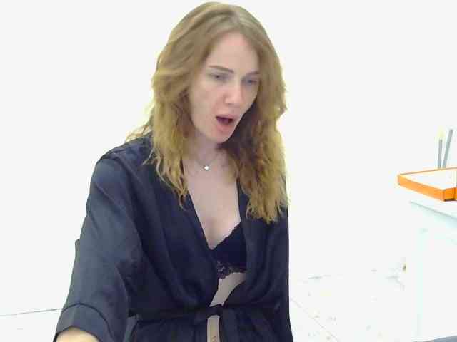 AinyrVixxen webcam
