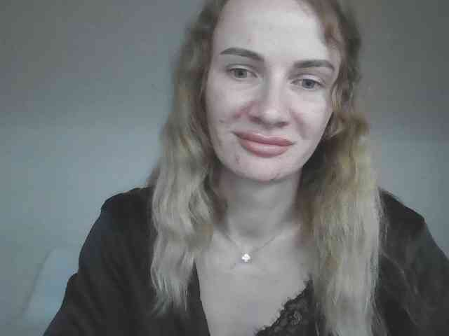 AinyrVixxen webcam