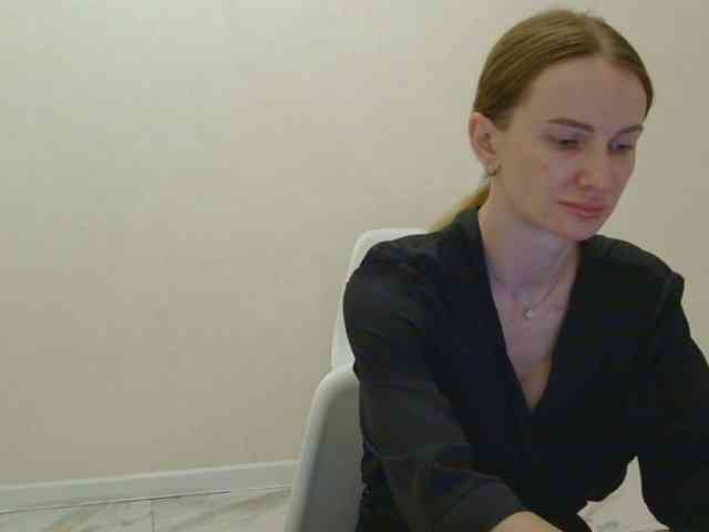 AinyrVixxen webcam
