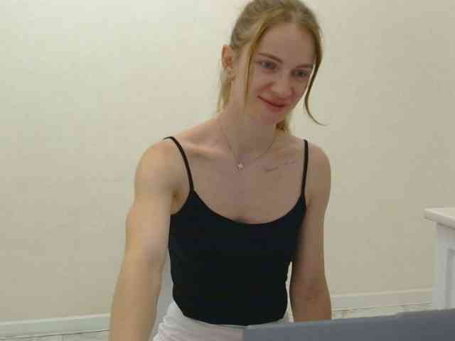 AinyrVixxen webcam