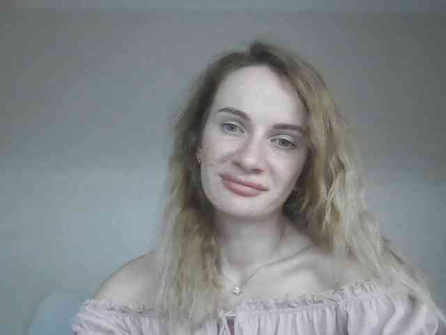 AinyrVixxen webcam