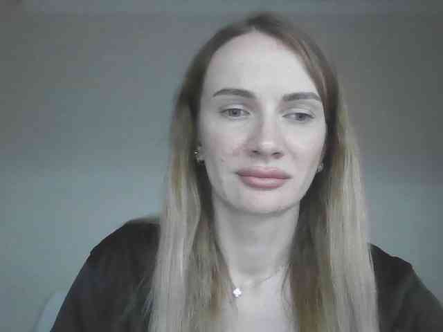 AinyrVixxen webcam