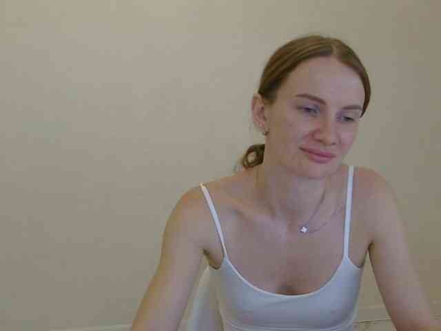 AinyrVixxen webcam