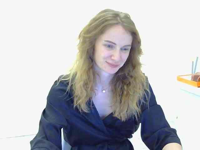AinyrVixxen webcam