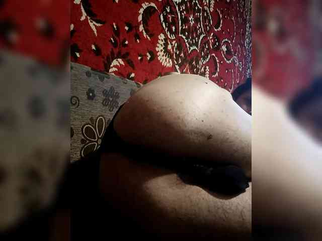 Justvibe20 Live Webcam on BongaCams