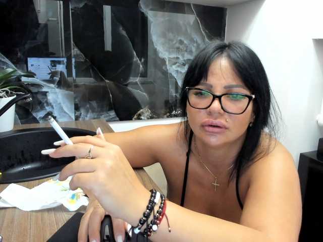 Ellasweety