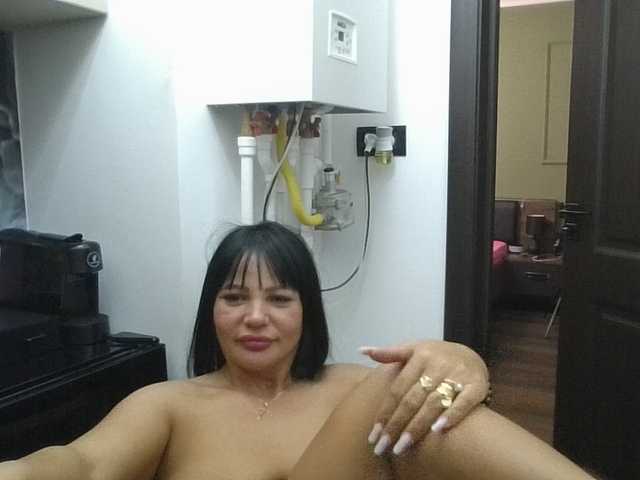 Ellasweety