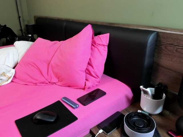 Ellasweety live cam on BongaCams