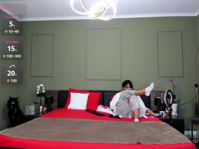 Ellasweety — live female cam