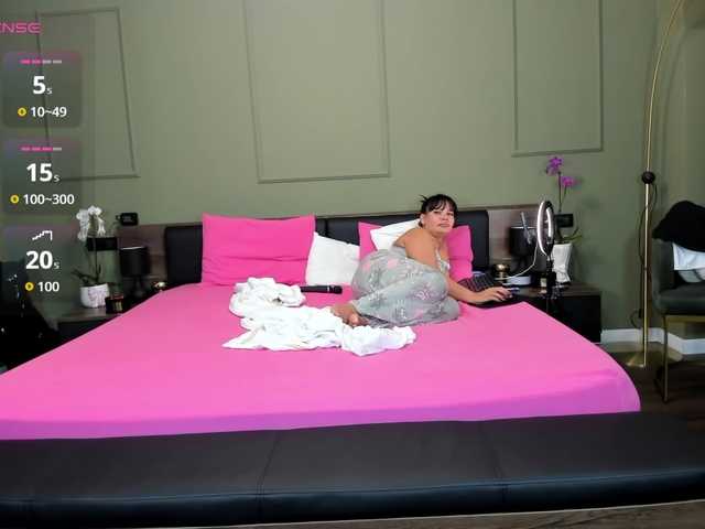 Ellasweety live cam on BongaCams
