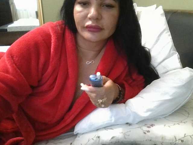 Ellasweety live cam on BongaCams