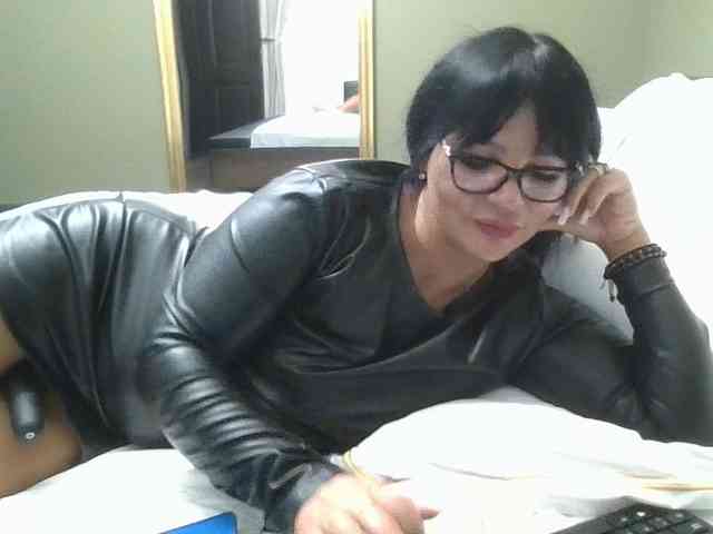 Ellasweety Ellasweety