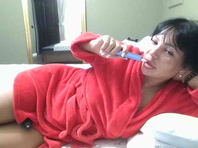 Ellasweety webcam