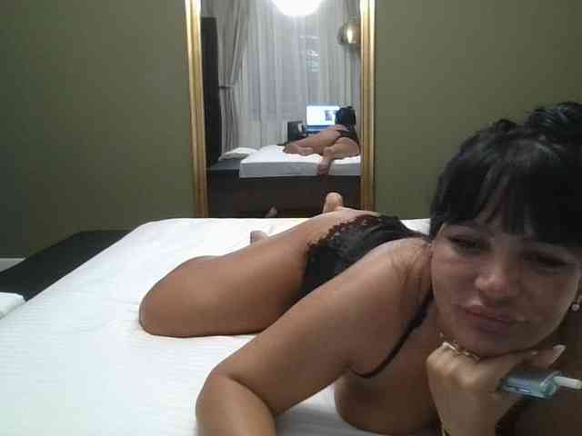 Ellasweety webcam