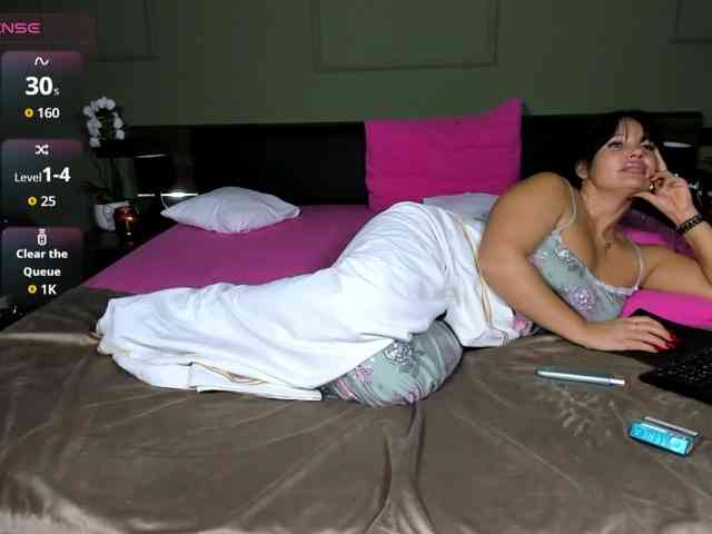 Ellasweety webcam