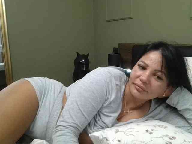 Ellasweety webcam