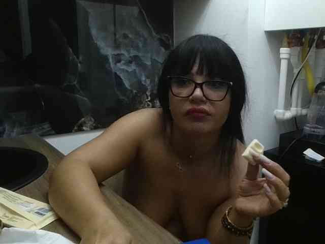 Ellasweety