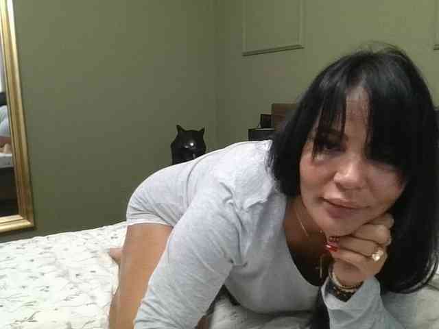 Ellasweety Ellasweety