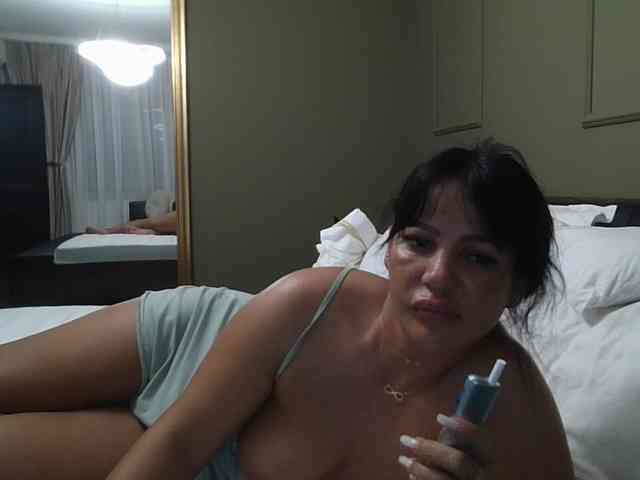 Ellasweety webcam