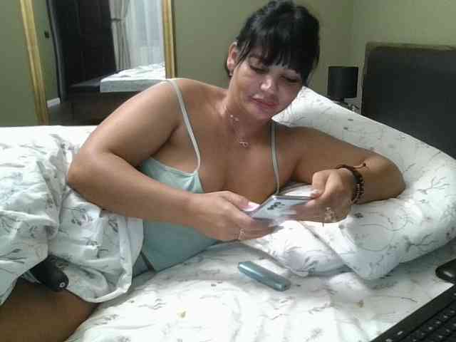 Ellasweety webcam
