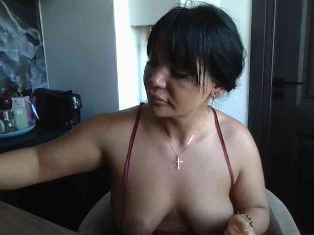 Ellasweety