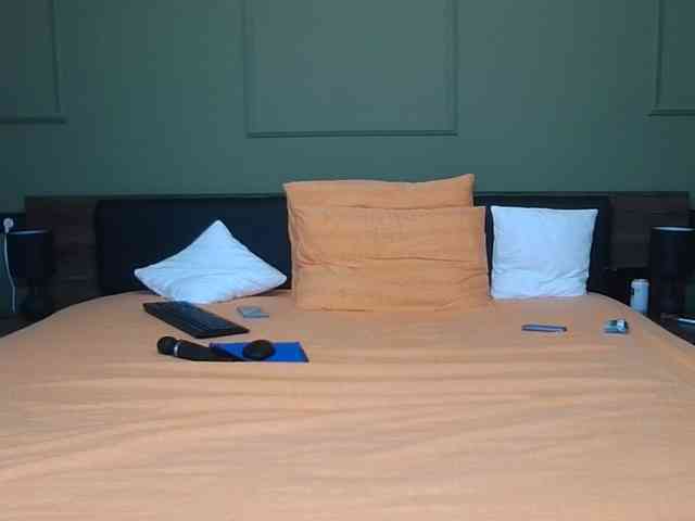 Ellasweety webcam
