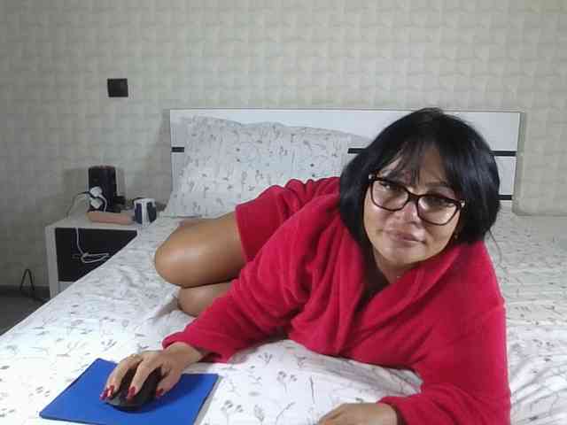 Ellasweety webcam
