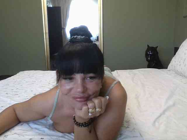 Ellasweety webcam