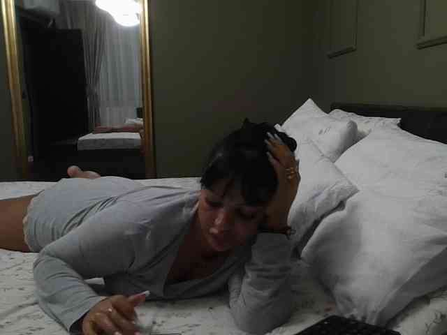 Ellasweety