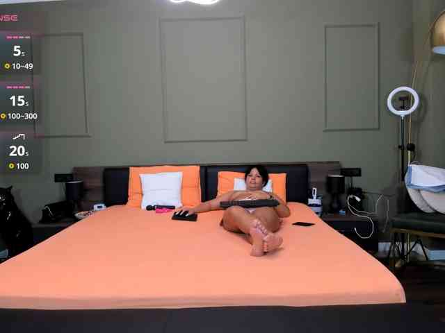 Ellasweety webcam