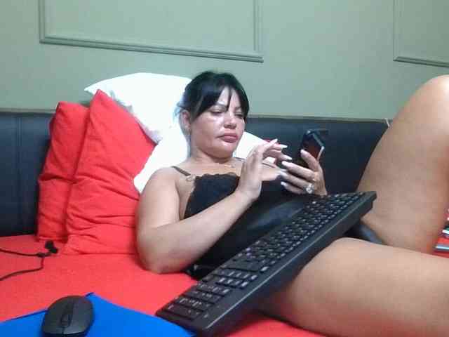 Ellasweety