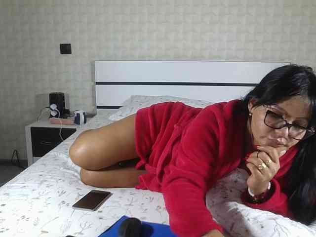 Ellasweety webcam