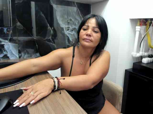 Ellasweety