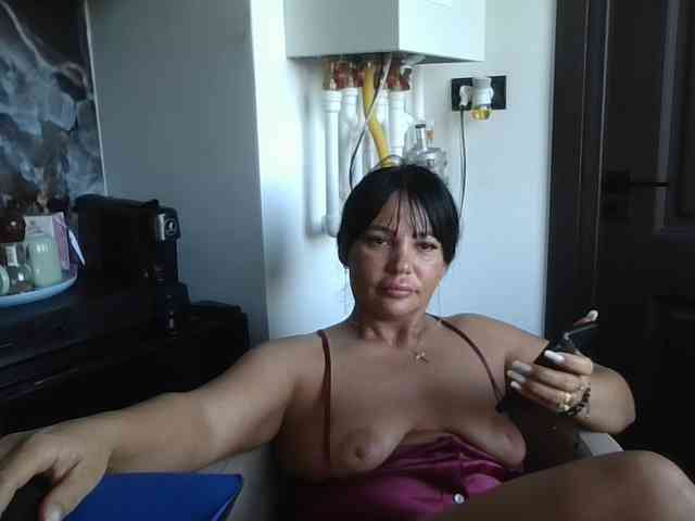 Ellasweety