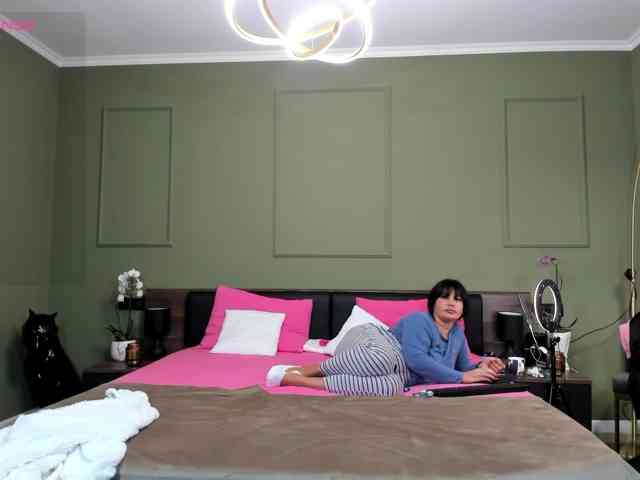 Ellasweety webcam
