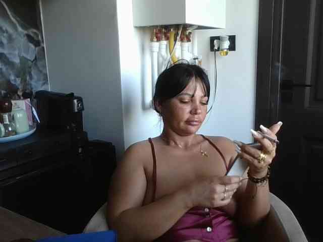Ellasweety