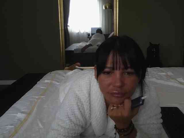 Ellasweety