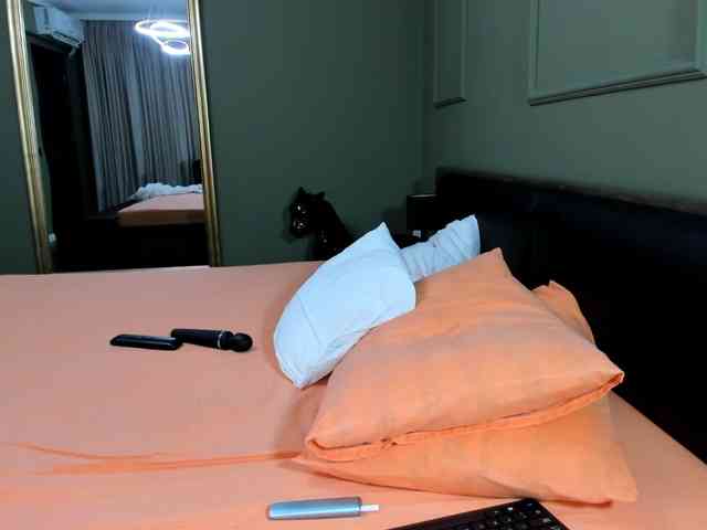 Ellasweety webcam