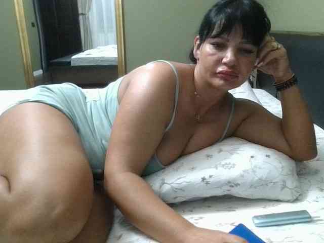 Ellasweety webcam