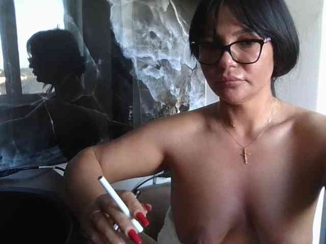 Ellasweety webcam
