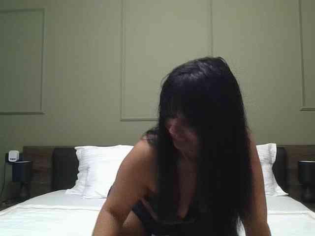 Ellasweety webcam