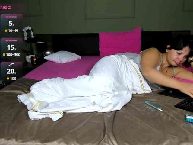 Ellasweety webcam