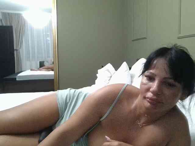 Ellasweety webcam