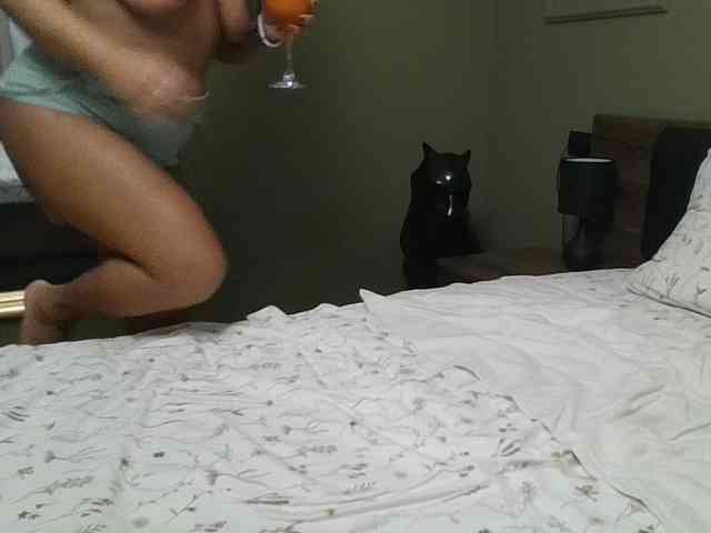 Ellasweety webcam