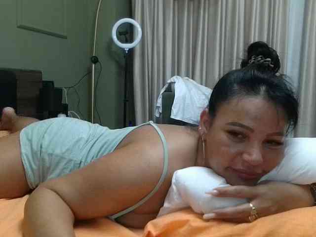 Ellasweety